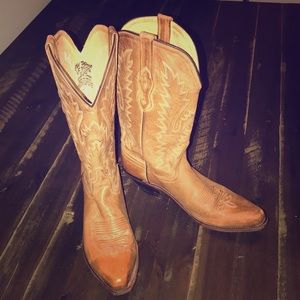 Old West women's boots